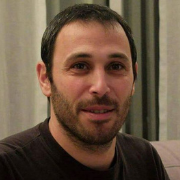 Dr. Einav Levy